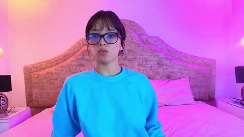 Snapshot of sweet_1angel chatting on September 11, 2025, 11:54 am Sweet 1Angel online show from September 11, 2025, 11:54 am