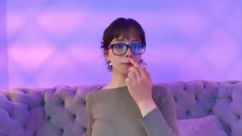 Snapshot of sweet_1angel chatting on September 23, 2025, 12:08 pm Sweet 1Angel online show from September 23, 2025, 12:08 pm