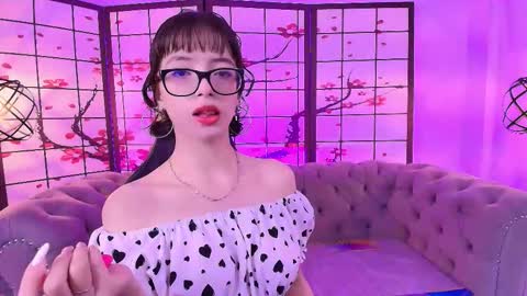 Snapshot of sweet_1angel chatting on November 19, 2025, 11:54 am Sweet 1Angel online show from November 19, 2025, 11:54 am