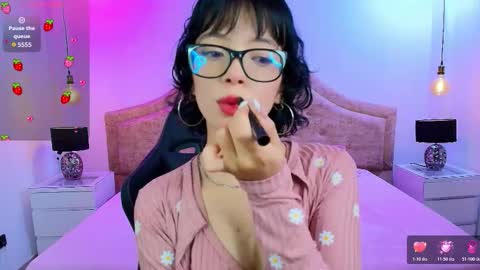 Snapshot of sweet_1angel chatting on December 3, 2025, 12:36 pm Sweet 1Angel online show from December 3, 2025, 12:36 pm