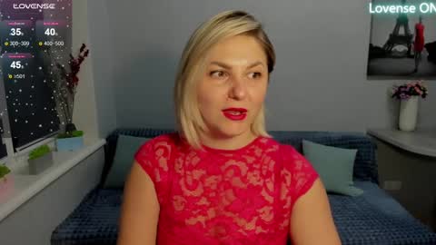 Snapshot of sweet___margaret chatting on February 15, 2025, 7:06 pm Margaret online show from February 15, 2025, 7:06 pm