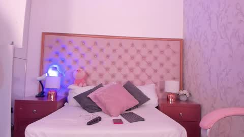 Abby online show from November 4, 2025, 3:05 am