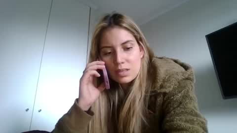 Snapshot of sweet__alana chatting on October 3, 2025, 7:00 pm Sweet alana online show from October 3, 2025, 7:00 pm