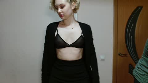 BredEmiliya online show from December 3, 2024, 2:05 pm