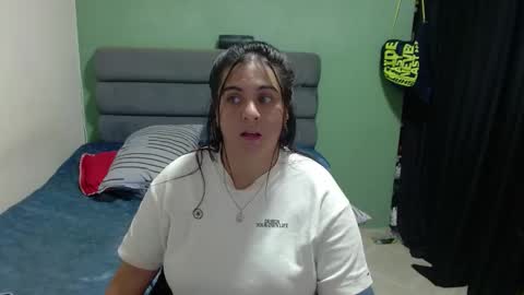Snapshot of sweet__nikol chatting on March 11, 2025, 3:56 pm Nikol online show from March 11, 2025, 3:56 pm