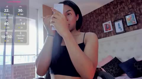 Snapshot of sweet__vanessa1 chatting on February 11, 2026, 9:42 pm Vanessa online show from February 11, 2026, 9:42 pm