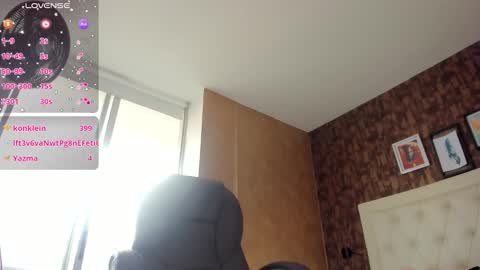 Snapshot of sweet__vanessa1 chatting on March 1, 2026, 9:17 pm Vanessa online show from March 1, 2026, 9:17 pm