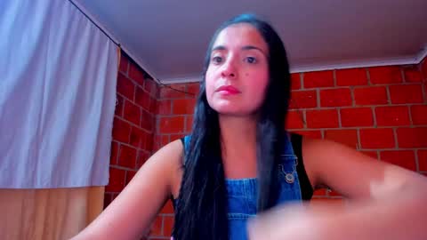 sweet and hot alaia online show from October 14, 2025, 3:29 am