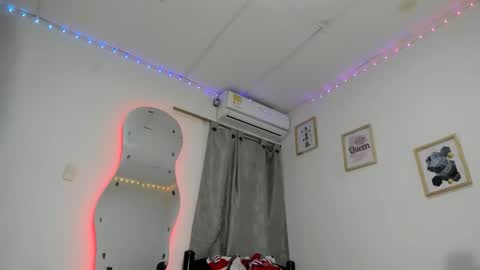 sweet_angelicaxxx online show from November 5, 2025, 4:01 am