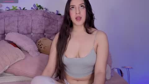 Snapshot of sweet_anllela chatting on November 21, 2025, 3:27 am Sthefany Lauren Independent Model online show from November 21, 2025, 3:27 am