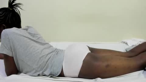 sweet_arya1 online show from October 17, 2025, 7:05 pm