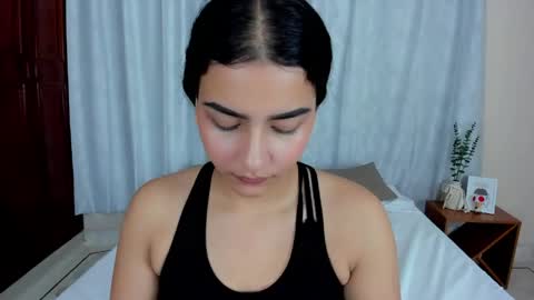 Aura  online show from May 21, 2026, 8:27 pm
