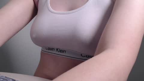 Snapshot of sweet_baby_kate chatting on December 1, 2024, 4:29 pm Kate and Erica online show from December 1, 2024, 4:29 pm