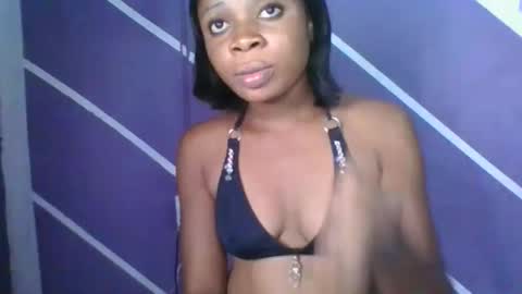 baby girl online show from November 7, 2025, 5:29 am