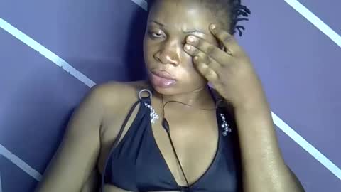 baby girl online show from December 17, 2025, 6:25 pm