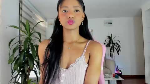 Snapshot of sweet_brunette88 chatting on February 18, 2026, 7:32 pm sweet_brunette88 online show from February 18, 2026, 7:32 pm