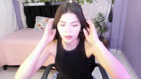 Snapshot of sweet_c4ndy chatting on September 13, 2025, 3:23 pm Candy online show from September 13, 2025, 3:23 pm