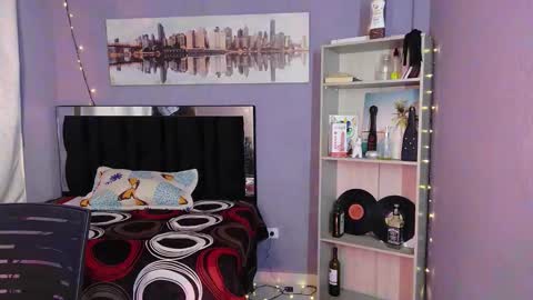 Snapshot of sweet_c4ndy chatting on November 19, 2025, 3:23 pm Candy online show from November 19, 2025, 3:23 pm