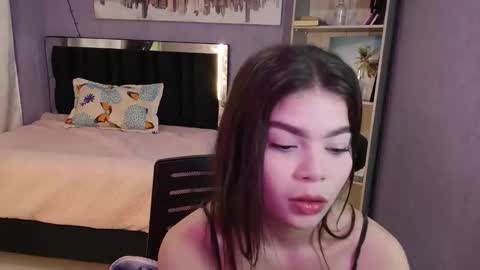 Snapshot of sweet_c4ndy chatting on November 25, 2025, 2:50 pm Candy online show from November 25, 2025, 2:50 pm