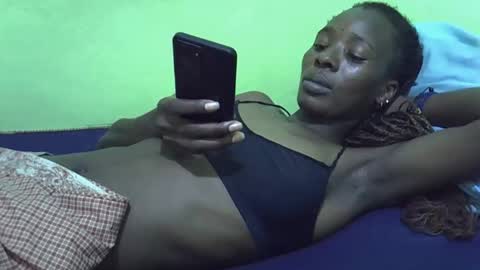 Snapshot of sweet_candie01 chatting on February 10, 2026, 6:23 pm sweet_candie01 online show from February 10, 2026, 6:23 pm