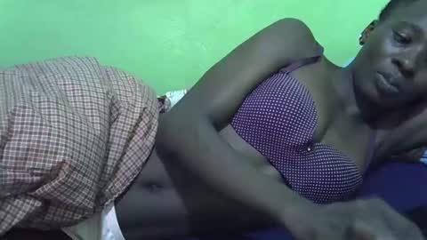 Snapshot of sweet_candie01 chatting on February 22, 2026, 6:57 am sweet_candie01 online show from February 22, 2026, 6:57 am