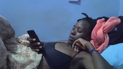 Snapshot of sweet_candie01 chatting on March 26, 2026, 7:03 am sweet_candie01 online show from March 26, 2026, 7:03 am