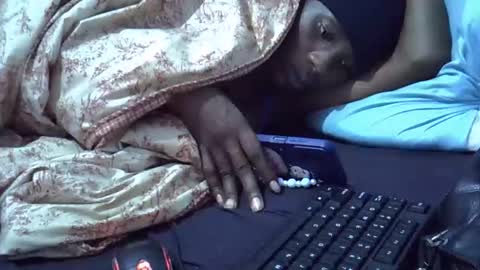sweet_candie01 online show from May 19, 2026, 4:08 am