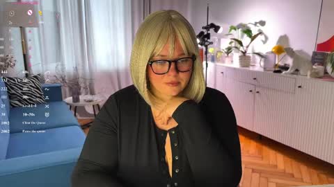 Caroline online show from April 29, 2026, 5:55 am