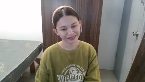 Snapshot of sweet_cassyxx chatting on March 25, 2026, 8:53 am sweet_cassyxx online show from March 25, 2026, 8:53 am