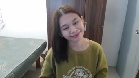 Snapshot of sweet_cassyxx chatting on March 27, 2026, 6:30 am sweet_cassyxx online show from March 27, 2026, 6:30 am