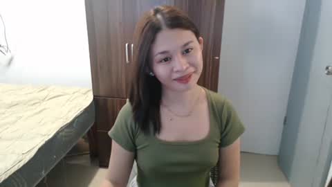 Snapshot of sweet_cassyxx chatting on April 3, 2026, 8:45 am sweet_cassyxx online show from April 3, 2026, 8:45 am