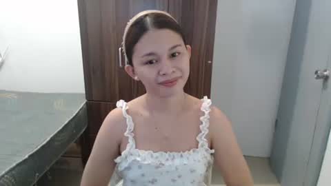 Snapshot of sweet_cassyxx chatting on April 7, 2026, 9:32 am sweet_cassyxx online show from April 7, 2026, 9:32 am