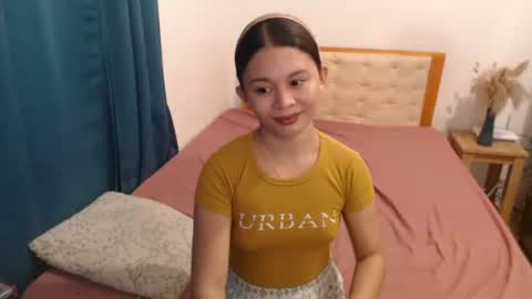 Snapshot of sweet_cassyxx chatting on May 22, 2026, 7:15 am sweet_cassyxx online show from May 22, 2026, 7:15 am
