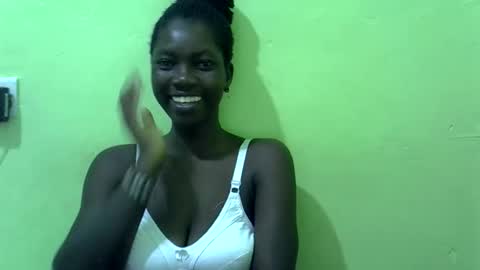 Snapshot of sweet_cherie1 chatting on February 24, 2026, 5:38 am sweet_cherie1 online show from February 24, 2026, 5:38 am