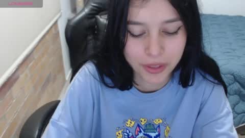 Snapshot of sweet_cloe444 chatting on June 20, 2026, 4:32 pm sweet_cloe444 online show from June 20, 2026, 4:32 pm