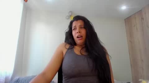 Kendra online show from July 6, 2026, 2:25 pm