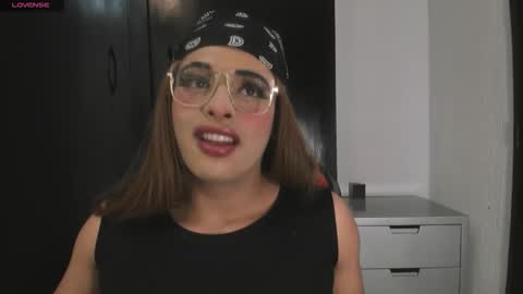 sweet_eliizabeth online show from September 24, 2025, 12:52 pm