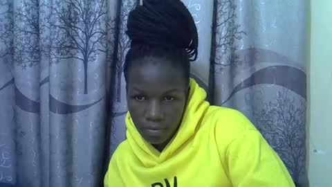 Snapshot of sweet_elisa001 chatting on April 28, 2026, 2:27 am Edah online show from April 28, 2026, 2:27 am