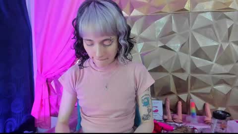 Snapshot of sweet_emmili chatting on January 25, 2025, 12:16 pm emmili online show from January 25, 2025, 12:16 pm