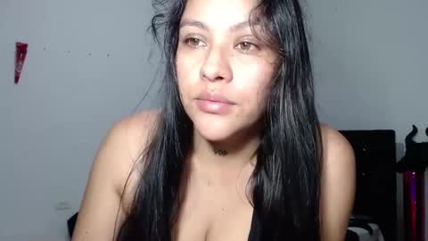 Snapshot of sweet_evil2025 chatting on January 25, 2025, 12:48 am Diana online show from January 25, 2025, 12:48 am
