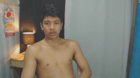 Snapshot of sweet_guyxx chatting on January 8, 2025, 8:06 am sweet_guyxx online show from January 8, 2025, 8:06 am
