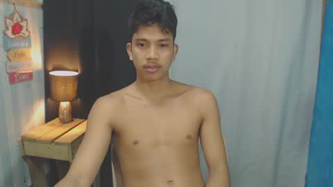 Snapshot of sweet_guyxx chatting on January 27, 2025, 12:16 pm sweet_guyxx online show from January 27, 2025, 12:16 pm