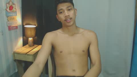 Snapshot of sweet_guyxx chatting on January 30, 2025, 9:36 am sweet_guyxx online show from January 30, 2025, 9:36 am