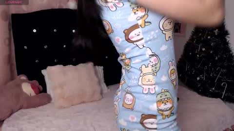 Snapshot of sweet_hannaah chatting on December 22, 2025, 10:01 am Hannah online show from December 22, 2025, 10:01 am