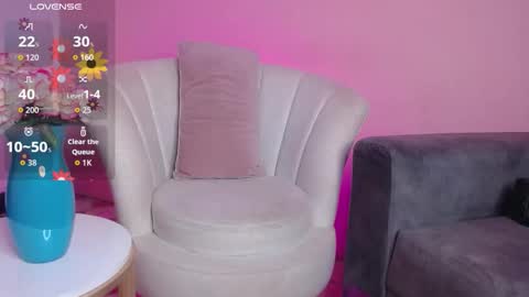 Nella online show from December 18, 2025, 7:09 pm