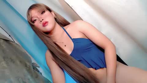 Snapshot of sweet_honeylove chatting on March 14, 2026, 4:07 am Anisha online show from March 14, 2026, 4:07 am
