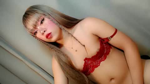 Snapshot of sweet_honeylove chatting on April 9, 2026, 2:44 am Anisha online show from April 9, 2026, 2:44 am