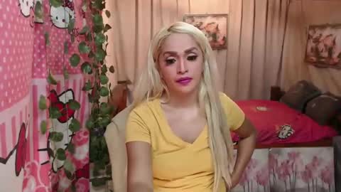 Snapshot of sweet_hunterxx chatting on March 11, 2025, 12:11 am sweet_hunterxx online show from March 11, 2025, 12:11 am
