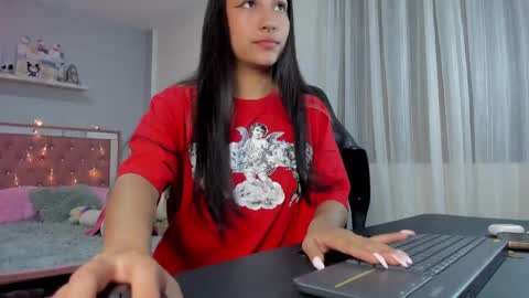 Snapshot of sweet_isiis chatting on February 27, 2025, 11:15 pm Isiis online show from February 27, 2025, 11:15 pm