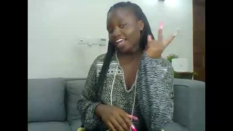 Snapshot of sweet_jenica chatting on February 4, 2025, 3:04 pm ESTHER NEEMA online show from February 4, 2025, 3:04 pm
